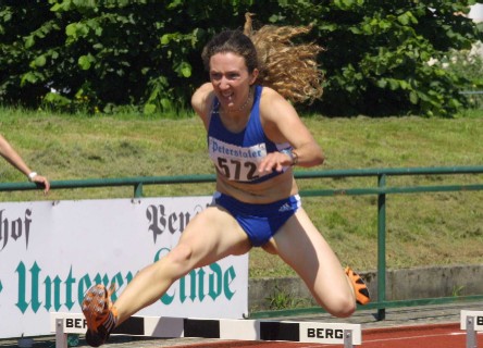 Caroline an der 8ten Hürde; Quelle: rawo