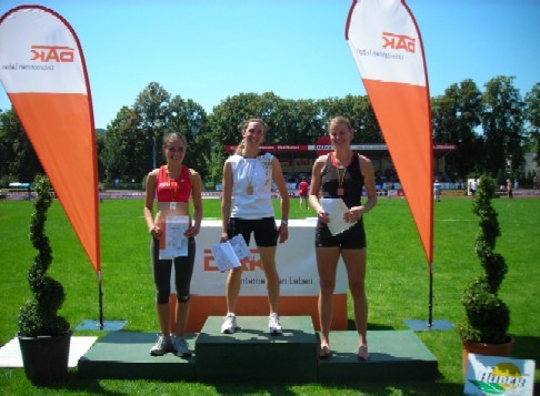 Caroline Badischen Meisterin 400m Hürden